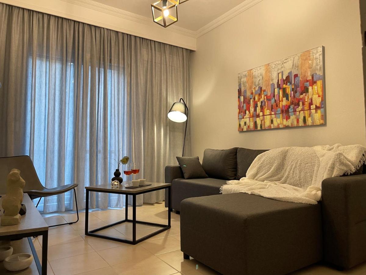 Green&Grey Apartment Kavala Bagian luar foto