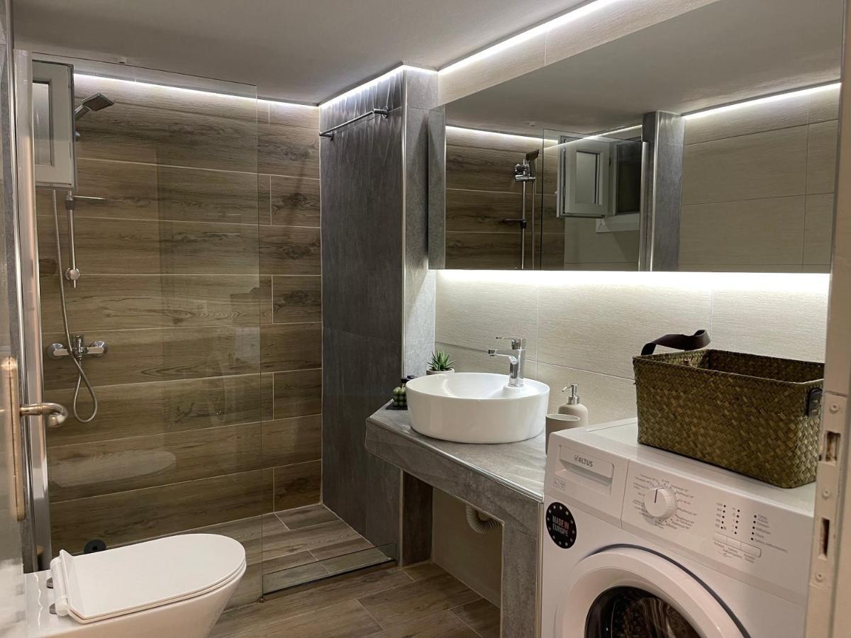 Green&Grey Apartment Kavala Bagian luar foto