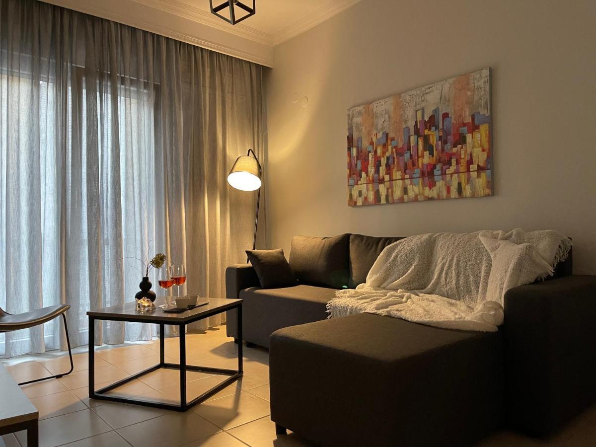 Green&Grey Apartment Kavala Bagian luar foto